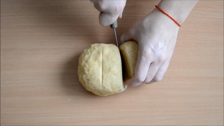 нарязваме тестото