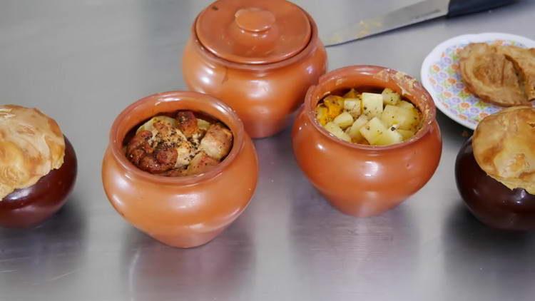 месо в саксии с картофи на фурна