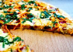 Пица за 5 минути в тиган според стъпка по стъпка рецепта със снимка