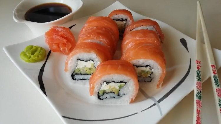 Вкусна Филаделфия се търкаля у дома