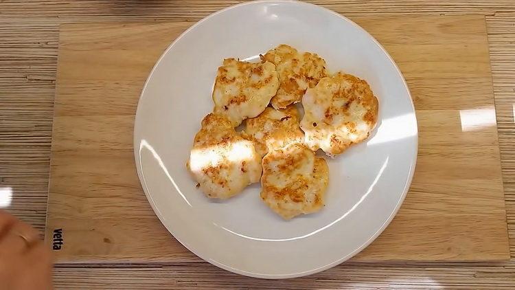 Вкусно и деликатно нарязано пилешко филе