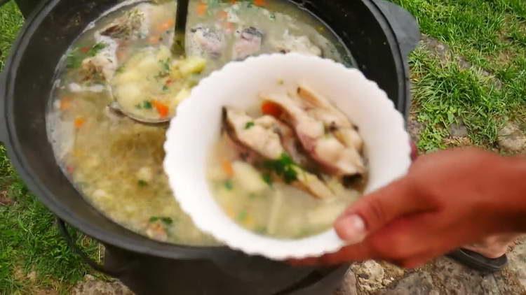класическа рецепта за уши с картофи
