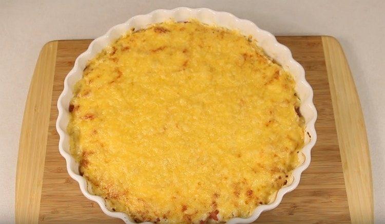 Такава кайма с пилешко месо е вкусна и удовлетворяваща.