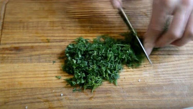Ситно котлет пресен копър.