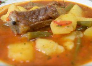 Вкусна картофена яхния със свински ребра: гответе по стъпка по стъпка рецепта със снимка.