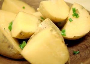 вкусен сако от картофи в микровълнова фурна