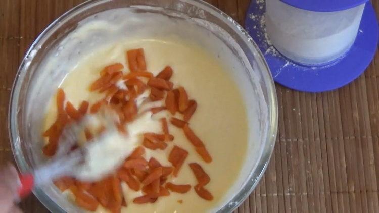 добавете сушени плодове